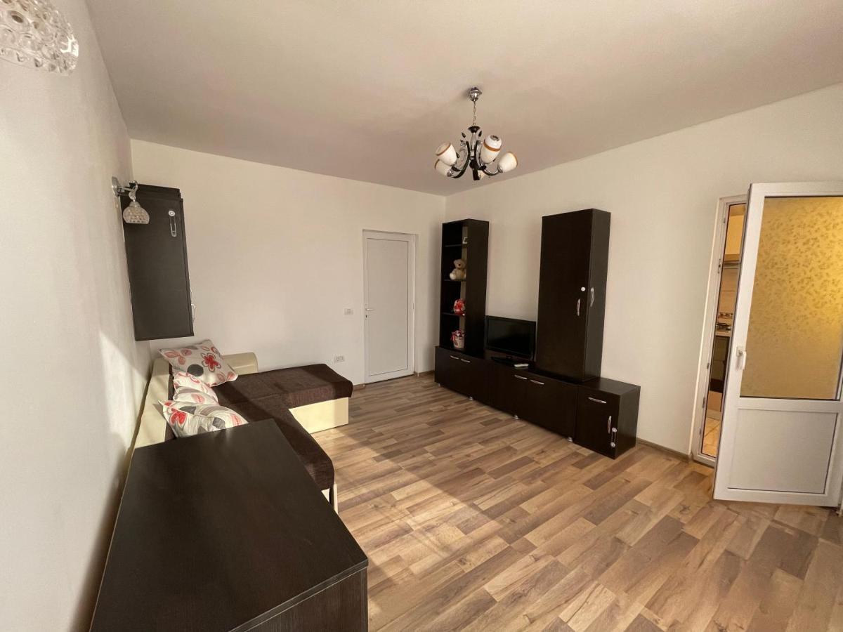 Apartament De Lux Apartment Костинещи Екстериор снимка