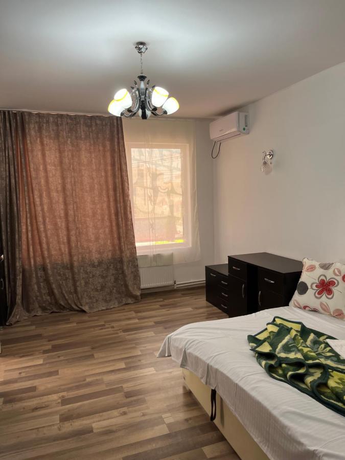 Apartament De Lux Apartment Костинещи Екстериор снимка